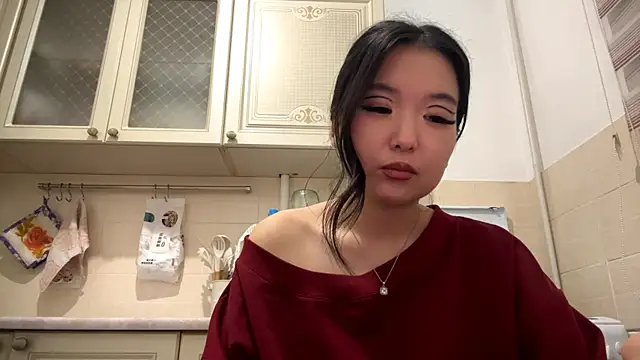 EmmaLeexth Adlı Modelin Canlı XXX Sohbeti