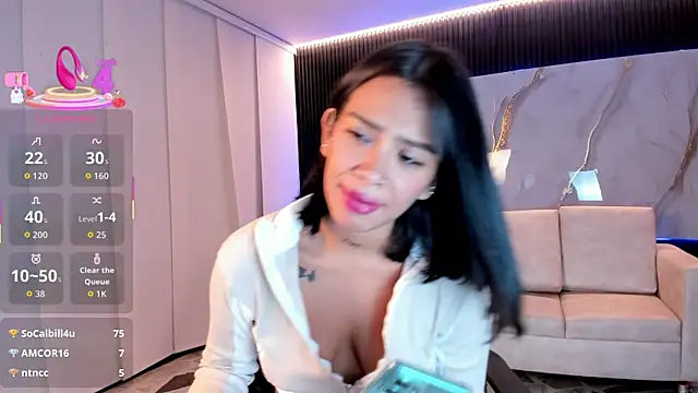 Saara_Corraless' Live XXX Chat