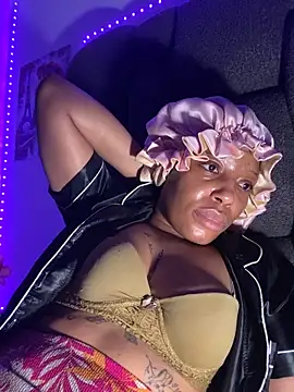 RainBougie's Live XXX Chat