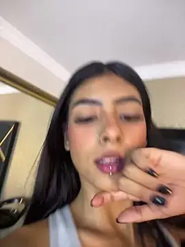 AdharaKhalifa's Live XXX Chat
