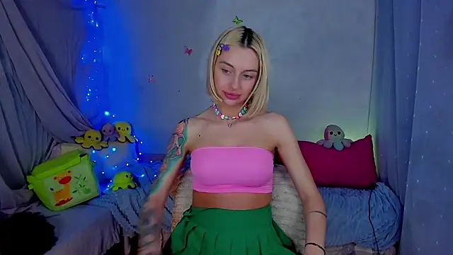 Chatroom XXX en direct de YourLizzyDoll