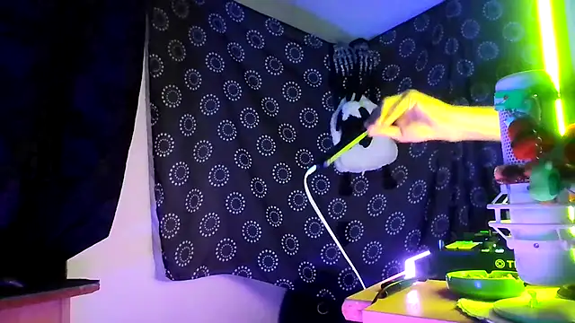 Guyst049 在線直播表演