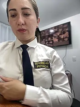 suzy-111 即時 XXX 聊天