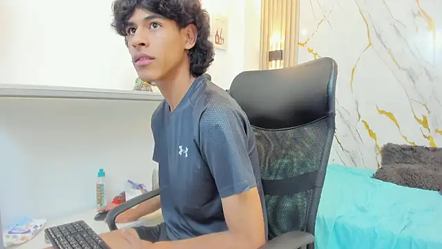 โชว์เว็บแคมของ Zayn_Fox32