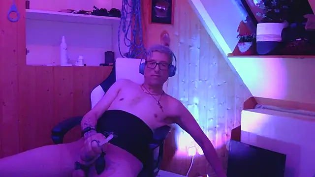 AskAveryAnything Webcam show