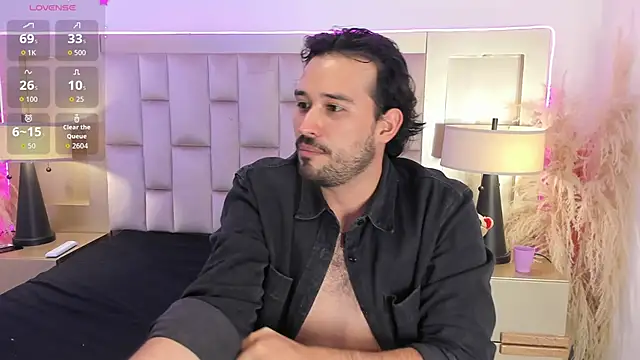 AdrianSith élő XXX-chatje