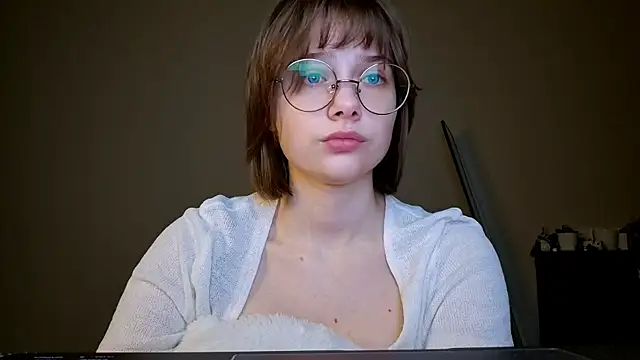 ExitedTrothのウェブカメラショー