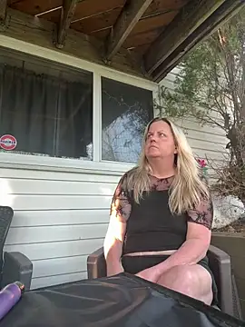 XXX chat uživo modela Milfshaker50