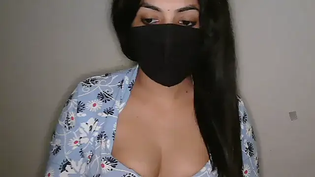 Reddy_Trisha's Webcam Show