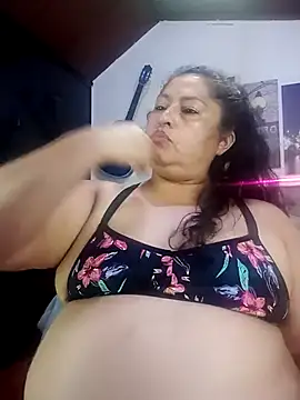 Keyla01_ Live XXX Chat