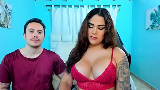 xxx_sweet_couple_ élő XXX-chatje