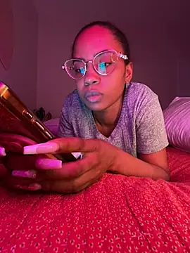 TheRealOshunQueen লাইভ XXX চ্যাট