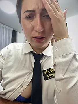 suzy-111 Show Webcam