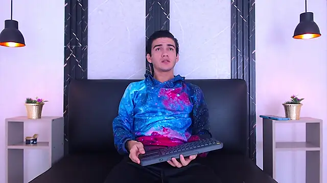 Pokazy przed kamerką – Feiccer_Castquer