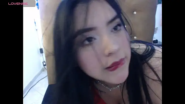 adara_cute_69's Live XXX Chat