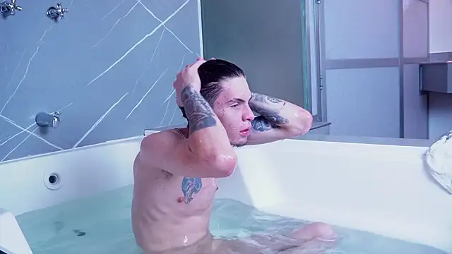 Brad_Scot_Patrick Live XXX-Chat