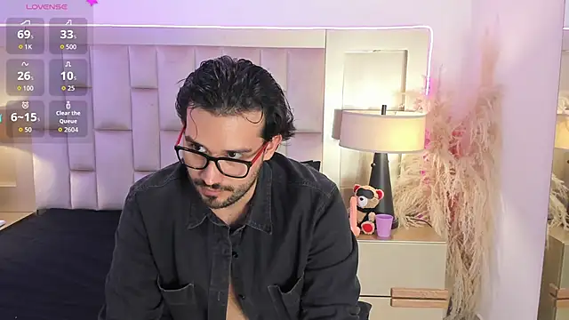 AdrianSith Live XXX-Chat