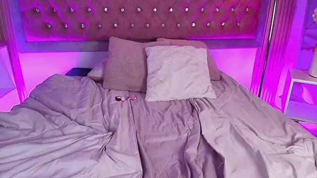 Онлайн чат XXX Andy_Leex