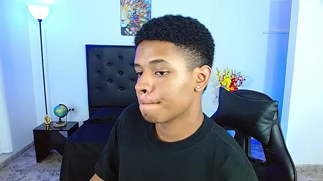 Pertunjukan Kamera Web liiam3