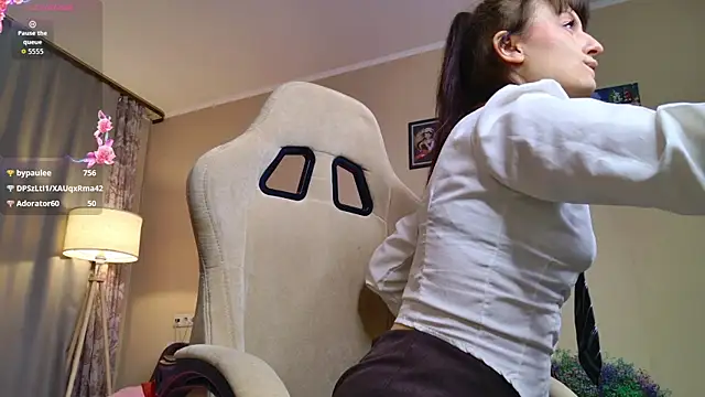 Mirellune's Live XXX Chat