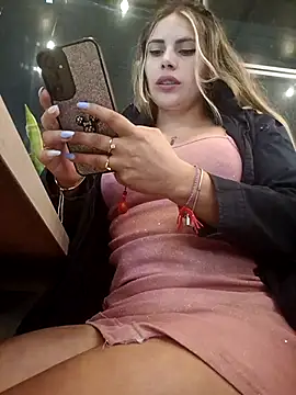 Cata_city1106's Live XXX Chat