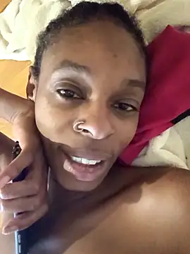 XXX chat uživo modela Jasmine_FullsShine