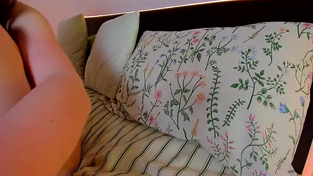 lexxxxxxi – Live XXX-chat