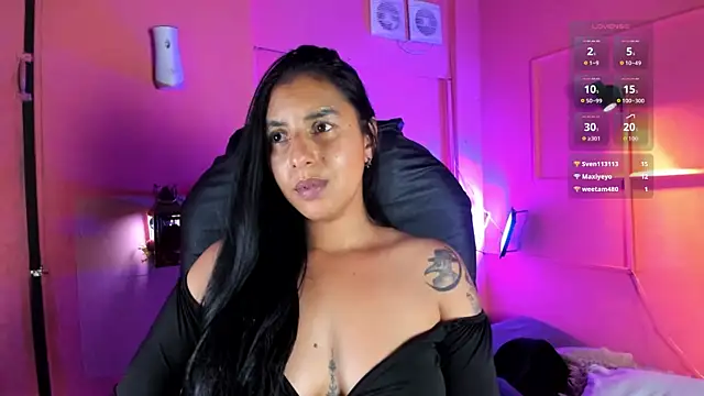 CURVY_EBONY_MILF – Live XXX-chat