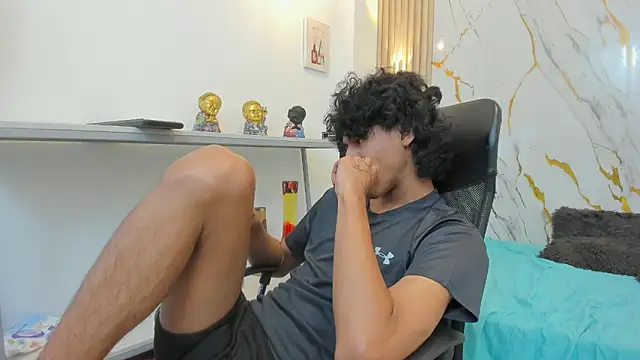 عرض كام Zayn_Fox32