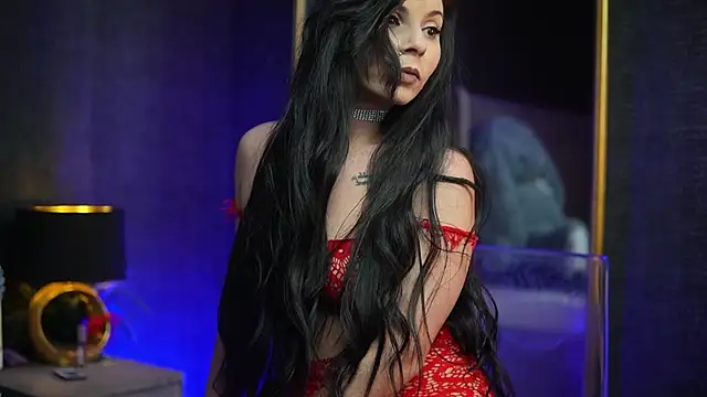 GiaEasyIce's Live XXX Chat