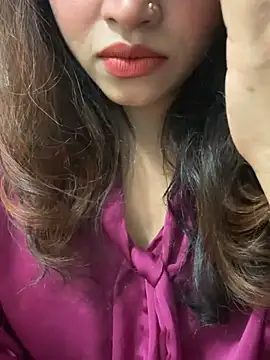 riya_sharma11n Webbikameraesitys