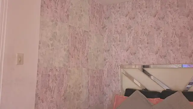 april_summer_'s Live XXX Chat