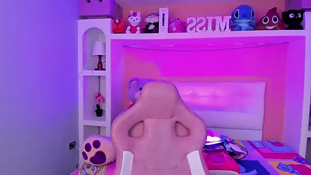 miss___megan: онлайн-секс-чат