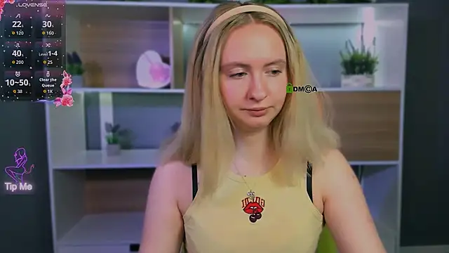 mila_glow1's Live XXX Chat