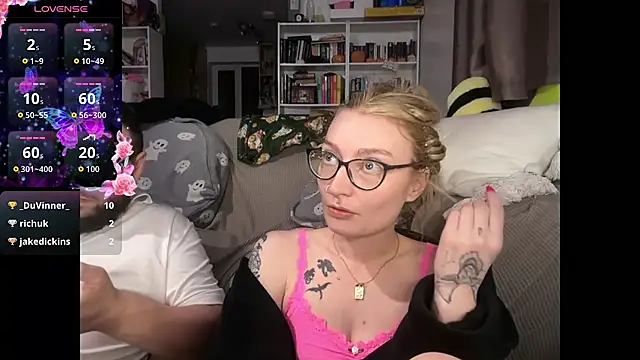 harleyblair 在線直播表演