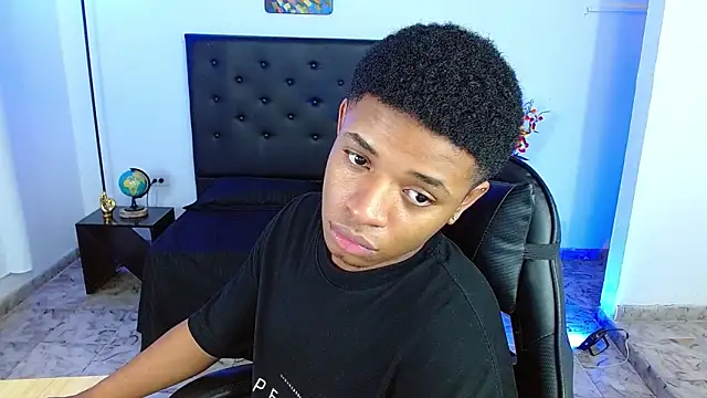 Chat XXX Live liiam3