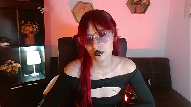 RedMeloddy Chat XXX live