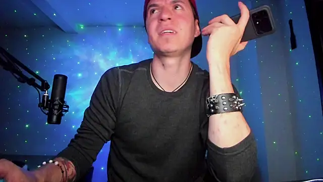 Headhunterdz: απευθείας συνομιλία ΧΧΧ