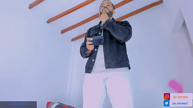 jorge_narvaezz Show in webcam