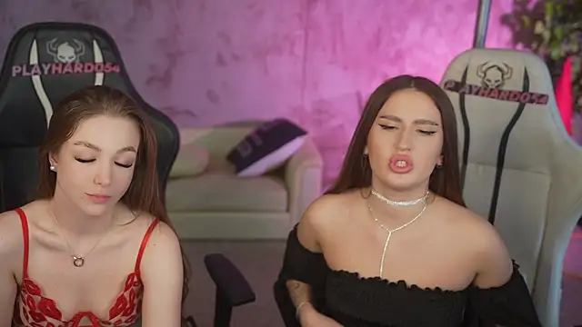 แชท XXX สดของ Ella_054