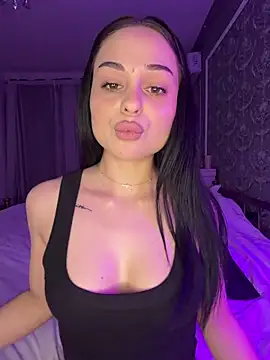 Olivia_Noor Chat XXX live