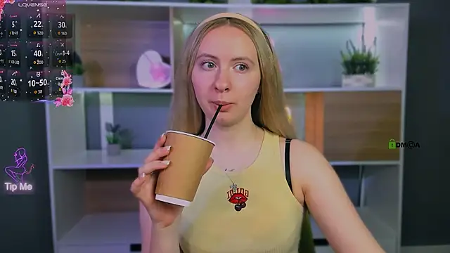 mila_glow1 Adlı Modelin Canlı XXX Sohbeti