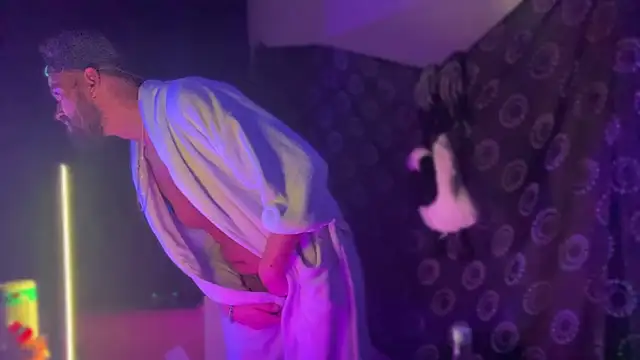 Guyst049: онлайн-секс-чат