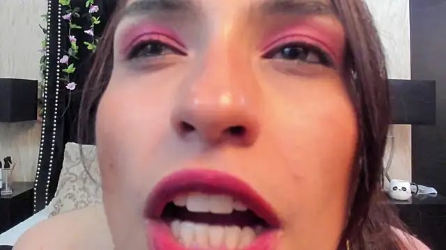 Živý XXX chat MeganNightt