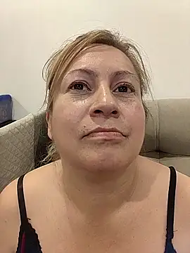 MonyCassius 라이브 XXX 채팅