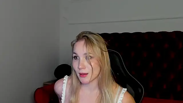 Онлайн чат XXX ElaraVoltage