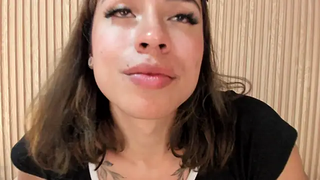 fiire_nymph 在線直播表演