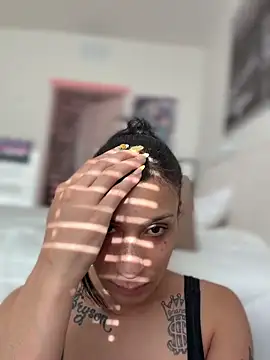 FerrariFrench's Live XXX Chat