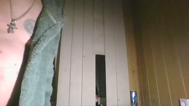 DjiniCD 在線直播表演