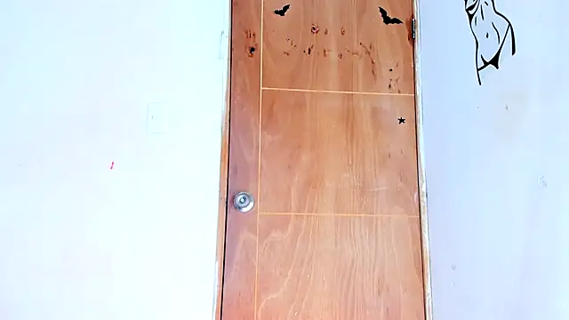 Emily_Coper18 Adlı Modelin Canlı XXX Sohbeti